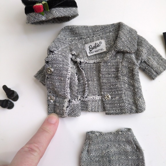 Vtg 60s Mattel Barbie Career Girl #954 Tweed Suit Outfit Black White COMPLETE - Picture 6 of 10